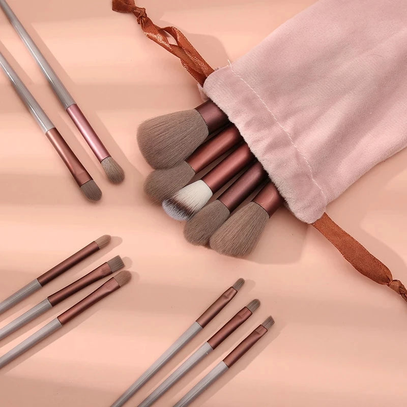 Set de 13 Brochas de Maquillaje Profesionales con Estuche