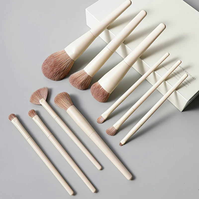 Set de 13 Brochas de Maquillaje Profesionales con Estuche