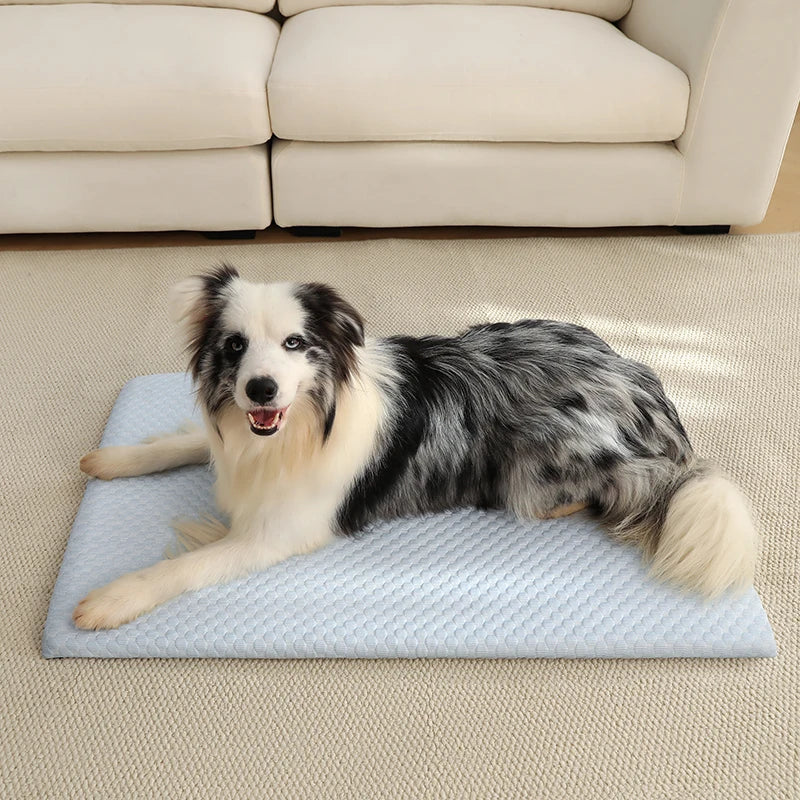 Manta Refrescante de Verano para Perros y Gatos — Transpirable y Lavable