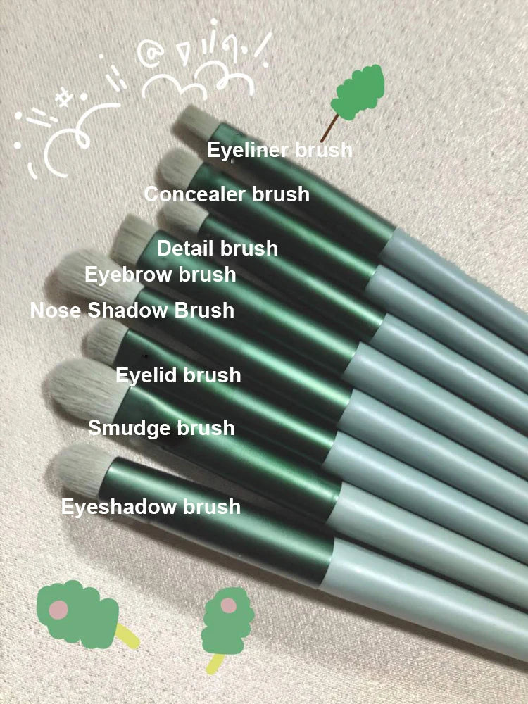 Set de 13 Brochas de Maquillaje Profesionales con Estuche