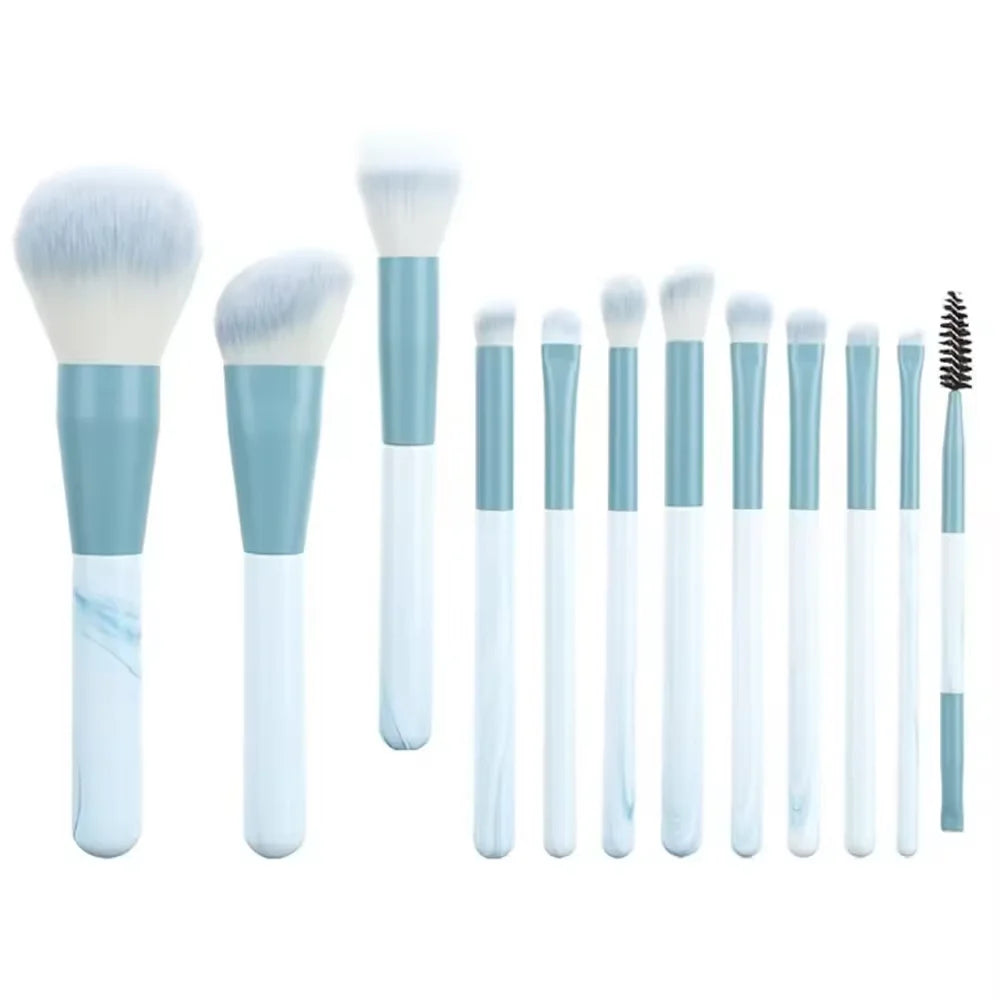 Set de 13 Brochas de Maquillaje Profesionales con Estuche
